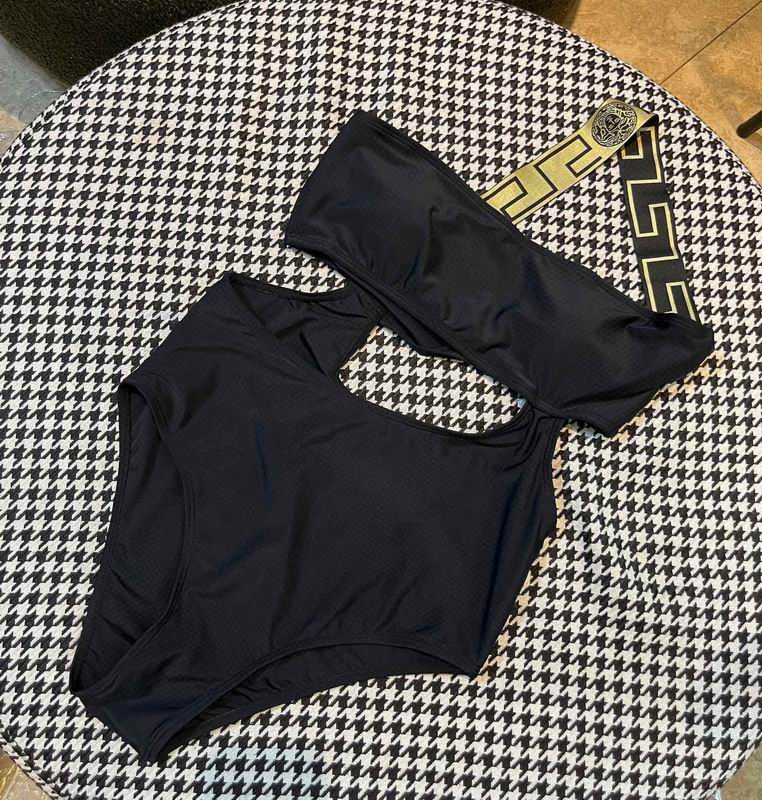 Versace Bikini ID:20250801-164